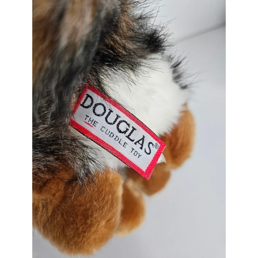 Douglas Cuddle Toy Howling Wolf Plush Stuffed Animal Brown Black 2016 Sitting